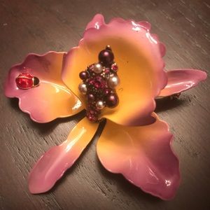 Joan Rivers Calla Lily Brooch w/ matching earrings